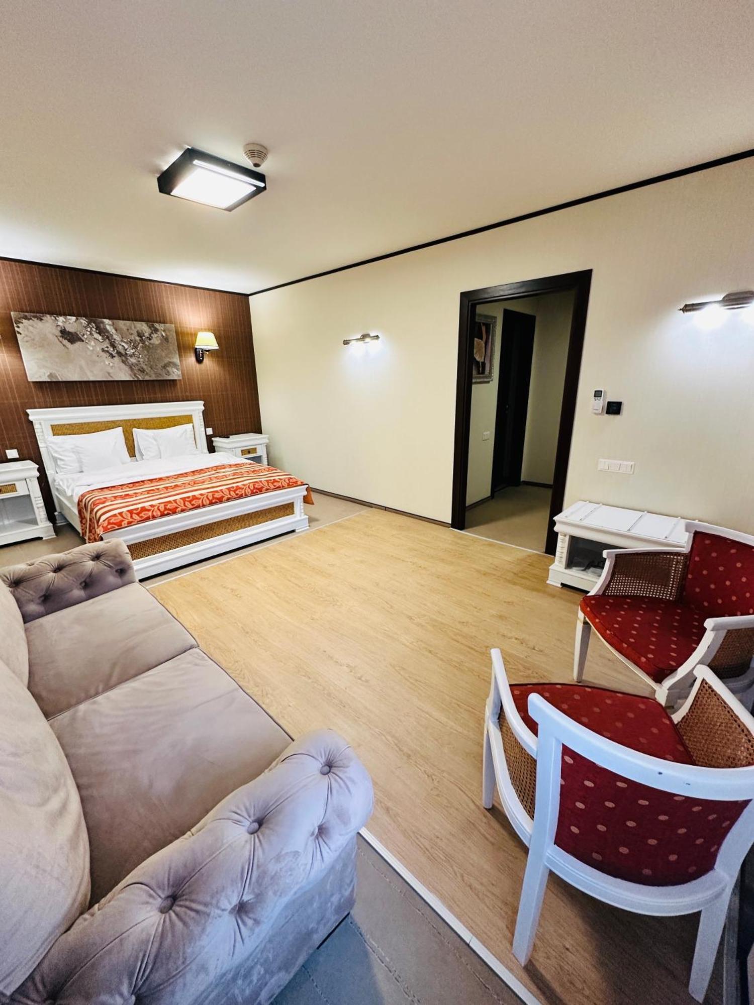 Hotel Levoslav House